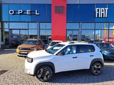 Nowe Fiat Grande Panda La Prima 110 KM (80 kW) 2025 Lakier pastelowy biały gelato Hatchback