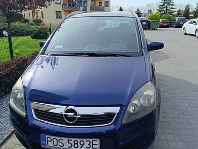 używany Opel Zafira B 1.8 2006r