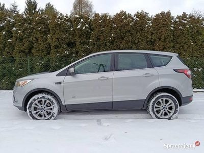 Używany Ford Kuga Titanium 2017 Srebrny SUV