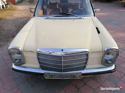 używany Mercedes W115 200d silnik odpala