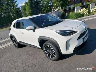Biały (metalik) Używany 2022 Toyota C-HR SUV | 84 900 zł