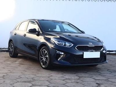 Czarny Używany 2020 Kia Ceed Hatchback | 46 999 zł (Uczciwa cena)