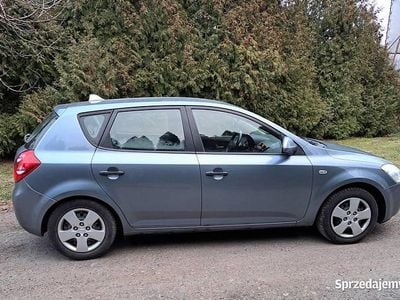 Niebieski Używany 2007 Kia Ceed Hatchback | 12 800 zł (Dość drogi)