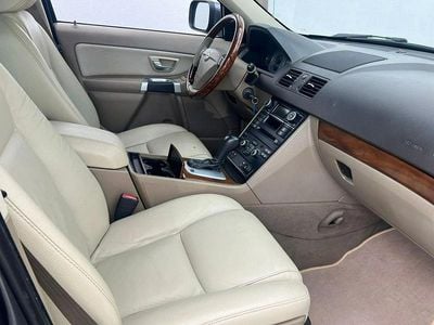 Używany Volvo XC90 243 KM (178 kW) 2008 Szary SUV