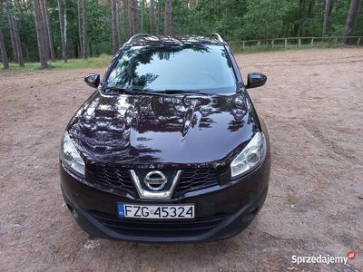 Bordowy Używany 2011 Nissan Qashqai SUV | 26 900 zł (Dość drogi)