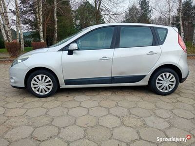 używany Renault Scénic III 2010 1.6 110KM Navi zadbany