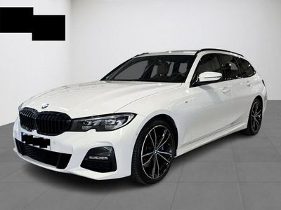 Biały Używany 2021 BMW 330 M Sport Kombi | 185 730 zł