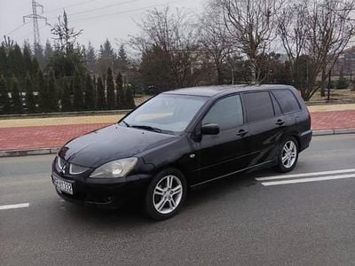 Używany Mitsubishi Lancer 2003 Czarny Kombi