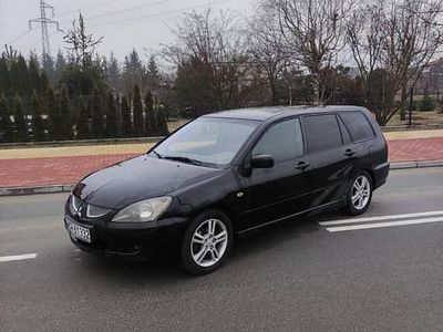 Używany Mitsubishi Lancer 2003 Czarny Kombi