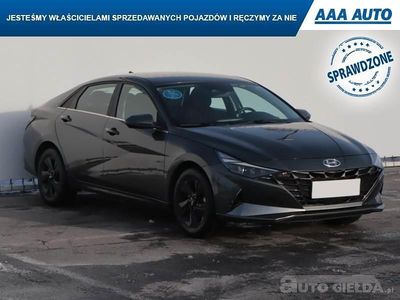 Szary Używany 2021 Hyundai Elantra Sedan/Limuzyna | 56 999 zł (Uczciwa cena)