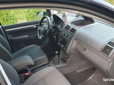 Używany 2011 VW Touran Minivan | 23 000 zł (Uczciwa cena)