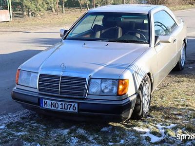 Używany Mercedes E300 1987