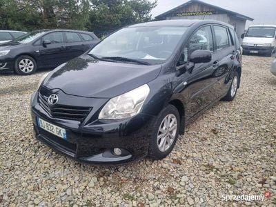 używany Toyota Verso 2.0 D4D / 126 KM