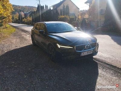 Używany Volvo V60 R-Design 2018 Czarny Kombi