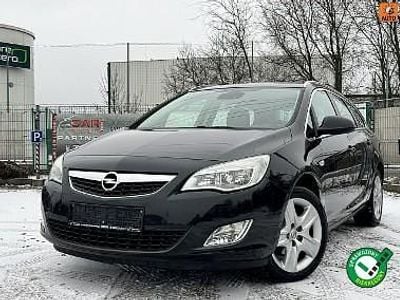 Używany Opel Astra 101 KM (74 kW) 2012 Czarny (metalik) Kombi