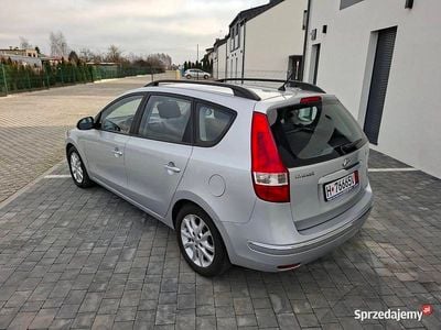 Używany Hyundai i30 2009 Srebrny Kombi
