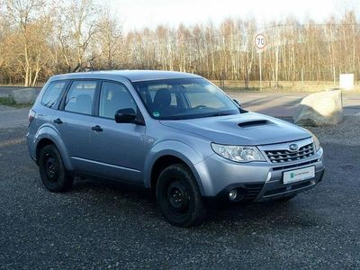 Srebrny Używany 2012 Subaru Forester SUV | 12 900 zł