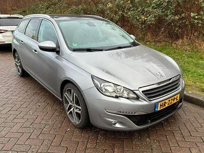 używany Peugeot 308 1.6dm 120KM 2015r. 173 300km