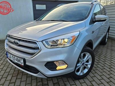 Używany Ford Kuga 120 KM (88 kW) 2017 Srebrny SUV