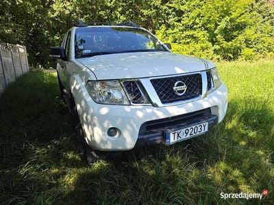 Używany Nissan Navara 190 KM (139 kW) 2012 Biały Pickup