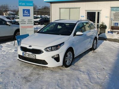 Biały Używany 2021 Kia Ceed Hatchback | 46 260 zł (Dobra cena)