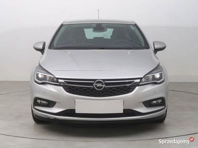 Srebrny Używany 2016 Opel Astra Hatchback | 43 999 zł (Dość drogi)