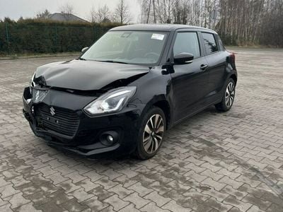 Czarny Używany 2018 Suzuki Swift Hatchback | 24 900 zł
