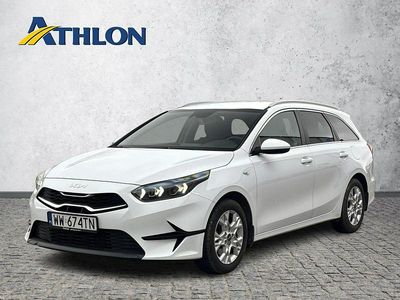 Używany Kia Ceed 160 KM (117 kW) 2023 Biały Hatchback