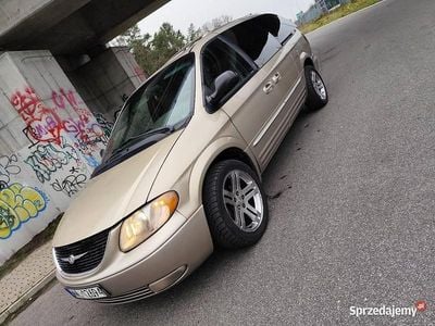Używany Chrysler Town & Country Limited 2003 Minivan