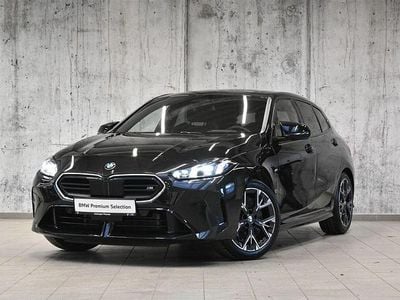 Czarny szafir metalizowany Używany 2025 BMW M135 Shadowline Hatchback | 197 700 zł