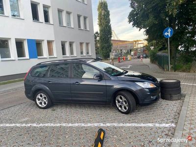 używany Ford Focus Amber X 1.6 B. 2011 rok rejestracja