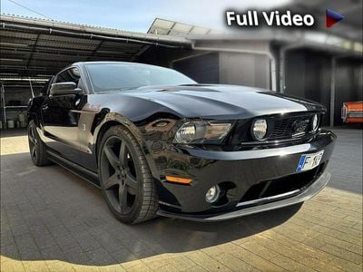 Czarny (metalik) Używany 2010 Ford Mustang Coupe | 125 000 zł