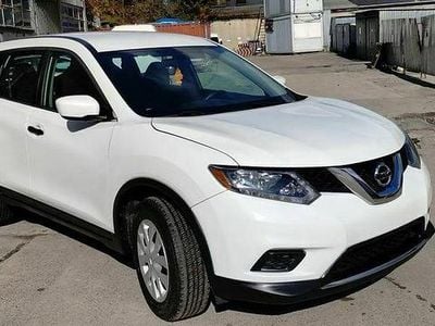 Biały Używany 2015 Nissan Rogue SUV | 44 000 zł