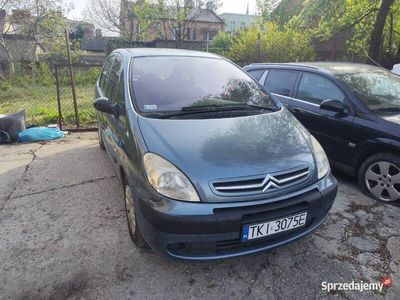 używany Citroën Xsara Picasso 2005r Lift 1.6b z gazem