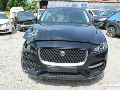 Używany Jaguar F-Pace 301 KM (221 kW) 2017 Czarny SUV