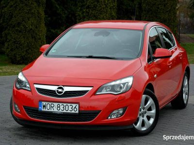 używany Opel Astra 1.4T(140KM)*BI-Xenon Ledy pół-skóry*vhrom bagażnik na rowery