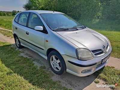 używany Nissan Almera Tino 2.2 diesel