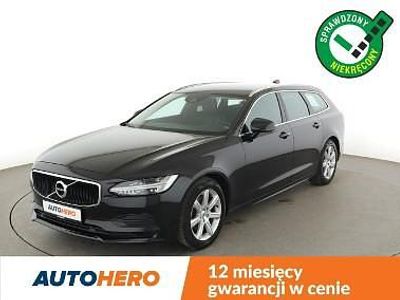 Czarny (metalik) Używany 2019 Volvo V90 Kombi | 78 400 zł