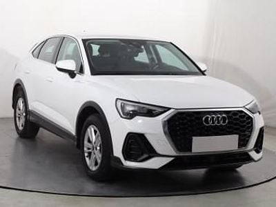 Używany Audi Q3 Sportback 150 KM (110 kW) 2021 Biały SUV