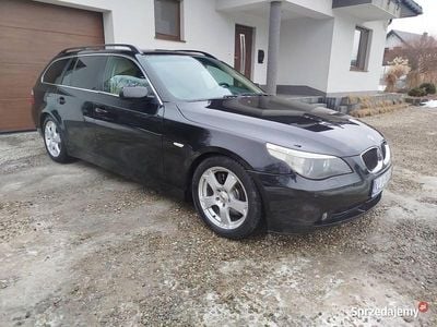Używany BMW 535 2005 Czarny Kombi
