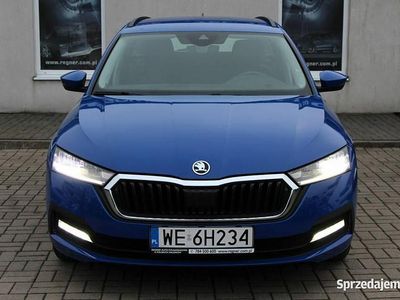 Niebieski Używany 2022 Skoda Octavia Kombi | 53 900 zł
