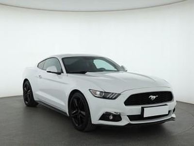 Używany Ford Mustang 317 KM (233 kW) 2017 Biały Coupe