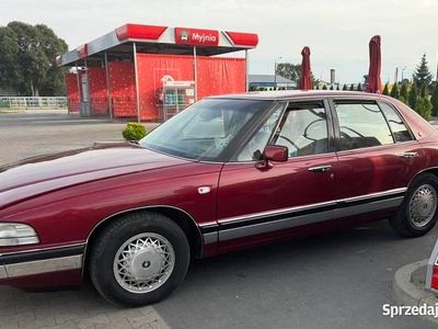 Bordowy Używany 1991 Buick Park Avenue Sedan/Limuzyna | 28 000 zł