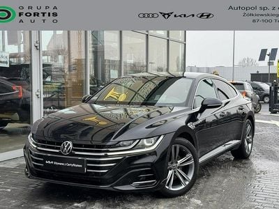Czarny Używany 2020 VW Arteon R-line Kombi | 93 900 zł (Dość drogi)