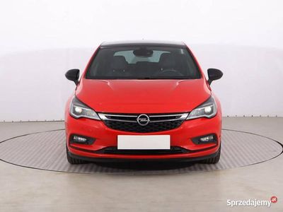 Czerwony Używany 2018 Opel Astra Hatchback | 52 999 zł (Drogi)