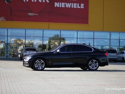 BMW 330e