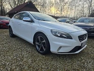 Używany Volvo V40 150 KM (110 kW) 2013 Biały (metalik) Hatchback