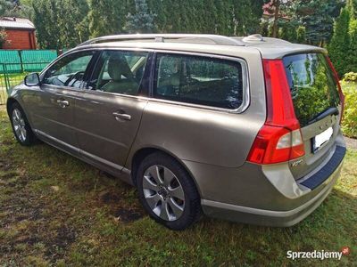 używany Volvo V70 III 2.4 D5 215 KM z 2008 r. 237 tyś km