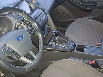 Czarny Używany 2016 Ford Focus Kombi | 17 000 zł