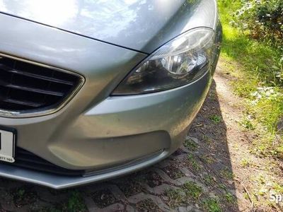 używany Volvo V40 1,6tdi, 115km 2012 znakomity stan